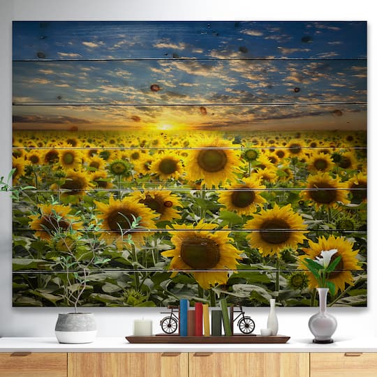 Designart - Field of Blooming Sunflowers